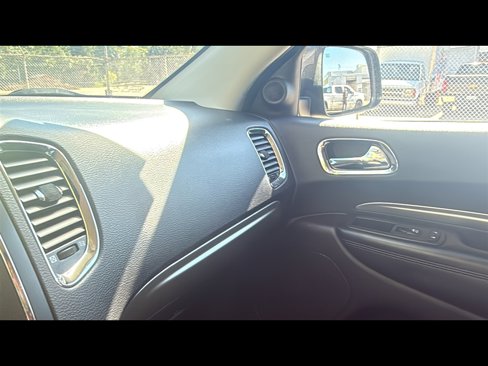 Used 2017 Dodge Durango GT image 16