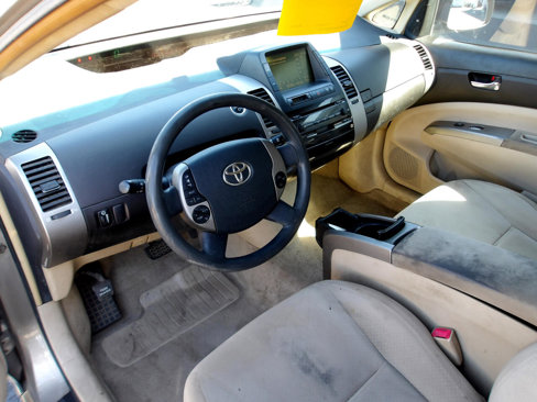 Used 2005 Toyota Prius Two image 10