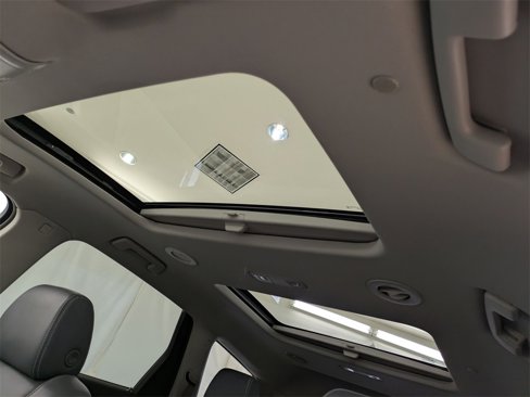 Used 2019 Buick Enclave Premium image 18