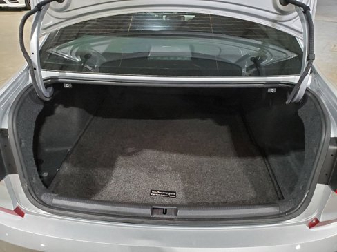 Used 2017 Volkswagen Passat 1.8T S image 39
