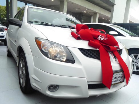 Used 2003 Pontiac Vibe w/ Power Group Value Package image 3