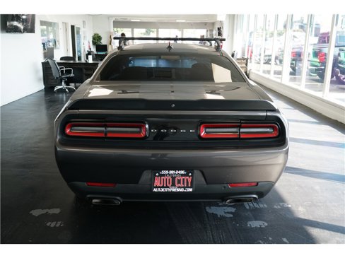 Used 2018 Dodge Challenger R/T w/ Blacktop Package image 6
