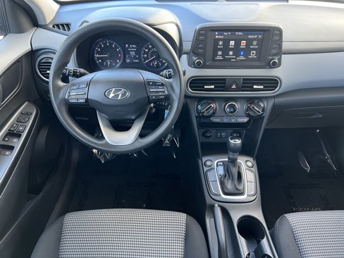 Used 2020 Hyundai Kona SE image 32