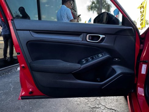 Used 2022 Honda Civic Sport image 11