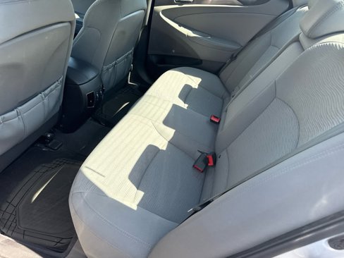 Used 2013 Hyundai Sonata Hybrid image 8