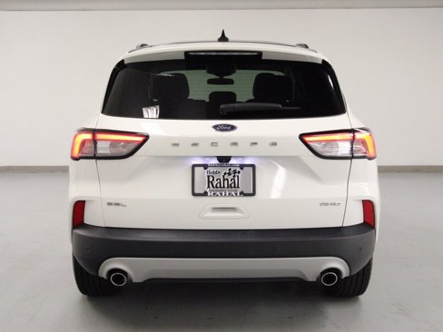 Used 2022 Ford Escape SEL w/ Technology Package image 6