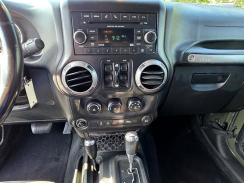 Used 2015 Jeep Wrangler Unlimited Sport w/ Quick Order Package 24S image 23