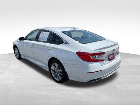 Used 2018 Honda Accord LX image 3