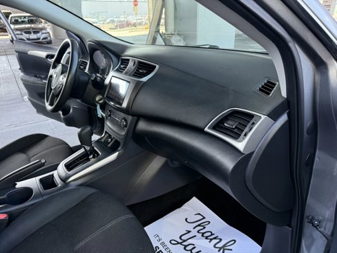 Used 2018 Nissan Sentra S image 19