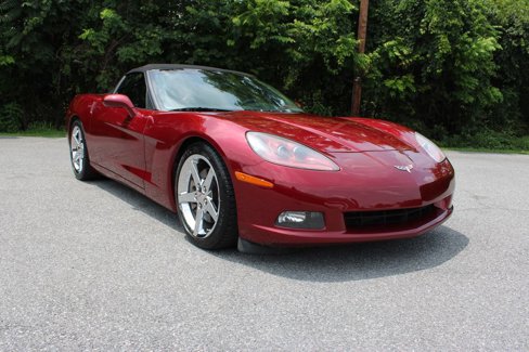 Used 2007 Chevrolet Corvette Convertible w/ Preferred Equipment Group image 2