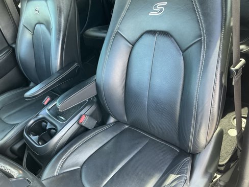 Used 2019 Chrysler Pacifica Touring-L Plus w/ Advanced Safetytec Group image 65