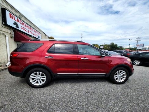 Used 2014 Ford Explorer XLT image 8