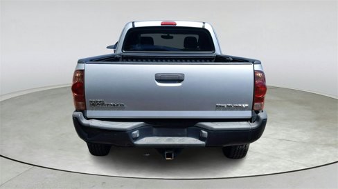Used 2005 Toyota Tacoma PreRunner image 5