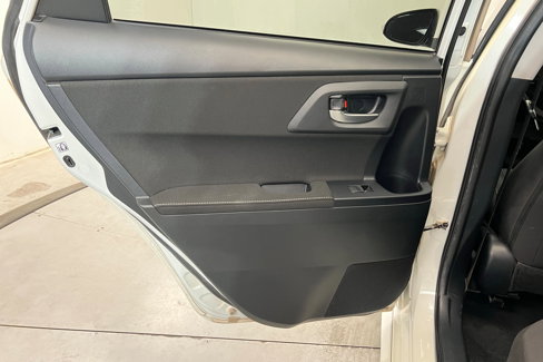 Used 2018 Toyota Corolla iM image 19