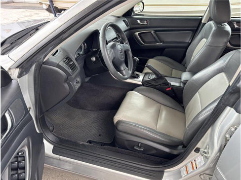 Used 2005 Subaru Outback 2.5i image 11