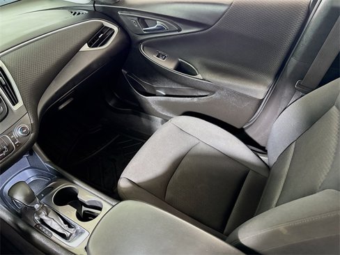 Used 2022 Chevrolet Malibu LS w/ LPO, Convenience Package 2 image 19
