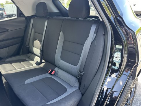 Used 2023 Chevrolet TrailBlazer LT w/ Convenience Package image 36