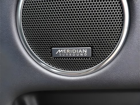 New 2025 Land Rover Discovery Sport Dynamic SE image 17