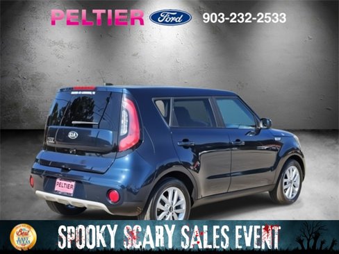 Used 2019 Kia Soul + image 5