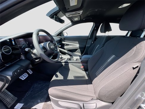 New 2025 Hyundai Elantra SEL image 20