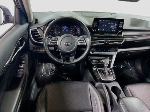 Certified 2021 Kia Seltos EX image 22
