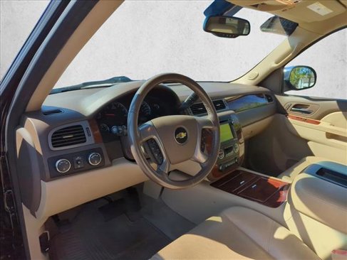 Used 2013 Chevrolet Tahoe LTZ image 11