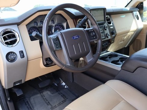Used 2016 Ford F250 Lariat w/ Lariat Interior Package image 22