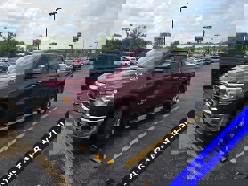 Used 2019 RAM 1500 Big Horn image 1