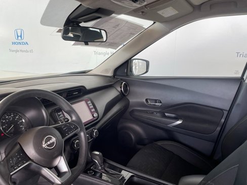 Used 2024 Nissan Kicks SV image 7