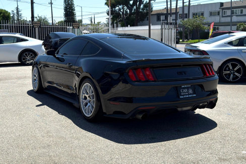 Used 2017 Ford Mustang GT w/ GT Performance Package image 9