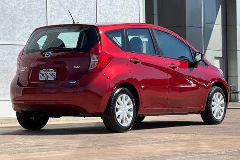 Used 2016 Nissan Versa Note SV image 4