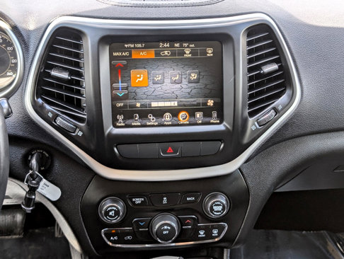 Used 2014 Jeep Cherokee Latitude image 24
