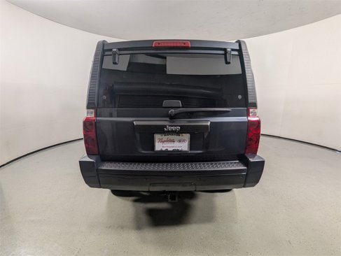 Used 2007 Jeep Commander Sport image 6