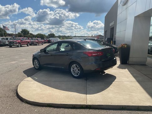 Used 2018 Ford Focus SE image 3