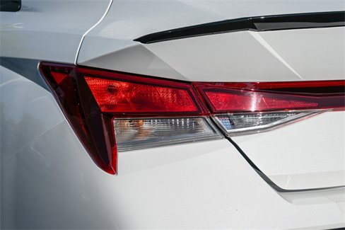 Certified 2025 Hyundai Elantra Sport image 8