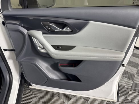 Used 2019 Chevrolet Blazer LT image 37