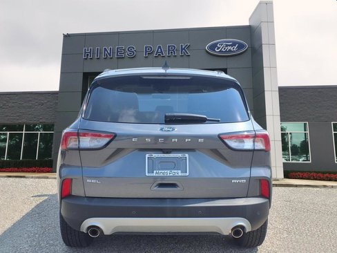 Certified 2022 Ford Escape SEL image 6