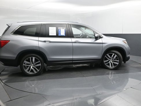 Used 2017 Honda Pilot Elite image 7