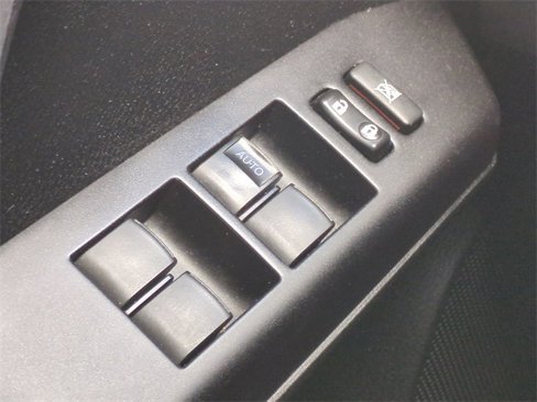 Used 2018 Toyota RAV4 XLE image 28