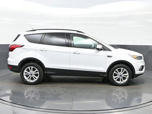 Used 2019 Ford Escape SEL image 7