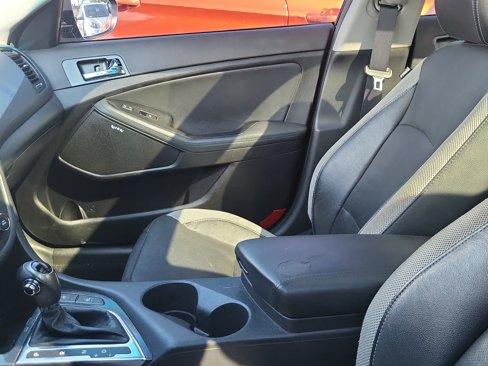 Used 2013 Kia Optima SX w/ Premium Touring Pkg image 6