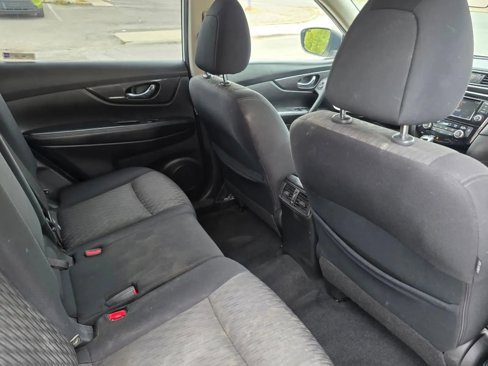 Used 2020 Nissan Rogue SV image 17