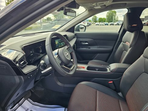 New 2025 Nissan Kicks SR w/ SR Premium Package image 25