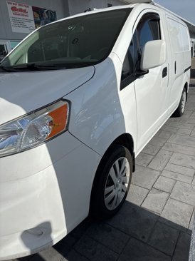 Used 2015 Nissan NV200 SV image 6