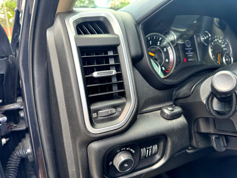Used 2019 RAM 2500 Big Horn image 35