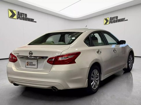 Used 2017 Nissan Altima 2.5 S w/ Power Driver Seat Package image 3