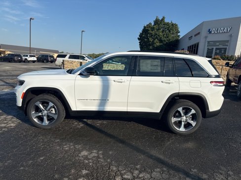 New 2025 Jeep Grand Cherokee Limited image 2