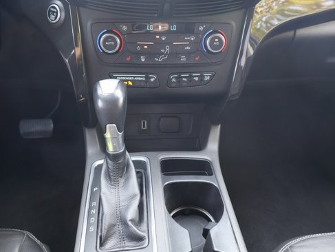 Used 2017 Ford Escape Titanium w/ Equipment Group 301A image 17