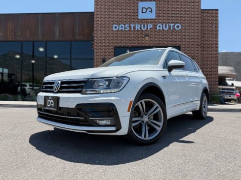 Used 2019 Volkswagen Tiguan SEL R-Line w/ 3rd Row Seat Package image 1