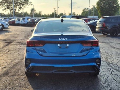 Used 2023 Kia Forte GT-Line w/ GT-Line Premium Package image 5